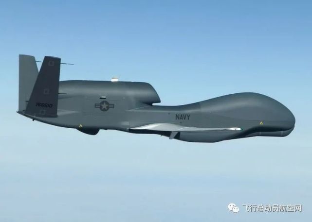 美海军接收首架升级多智能配置 mq-4c trion 无人机