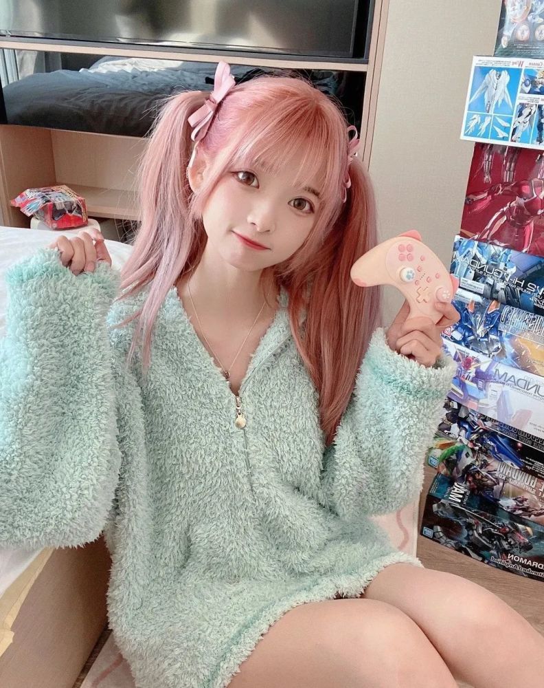 双马尾小姐姐