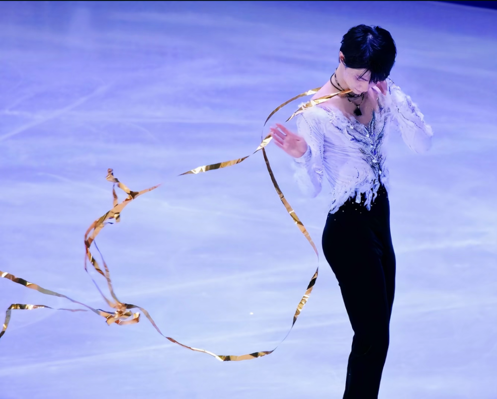 羽生结弦幸得识卿桃花面从此阡陌多暖春