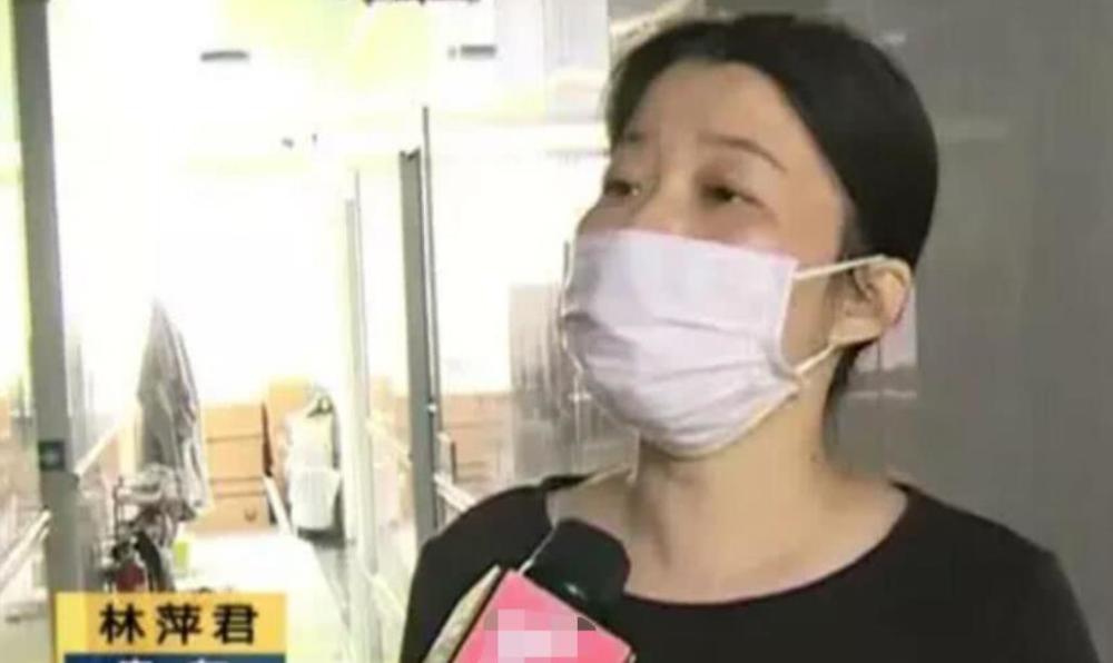 辍学后的林萍君不甘心过这样穷困潦倒的生活,可是年