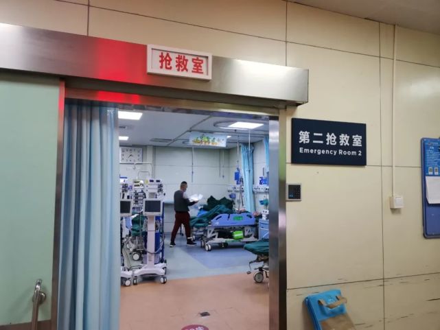 新春走基层丨护佑生命,守望平安——他们为百姓的生命健康"坚守医线"