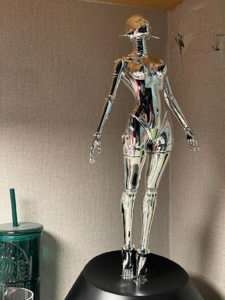 好物推荐第七期冬奥冰墩墩钥匙扣戴森v15空山基女神复刻摆件