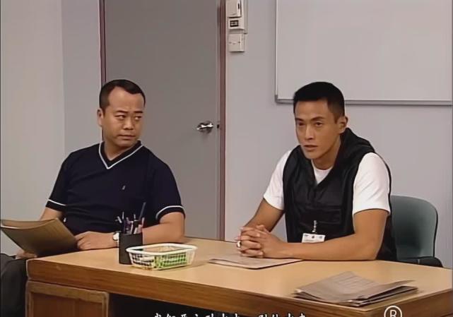 tvb印象深刻角色-《陀枪师姐》鲍国平,深陷黑暗无法