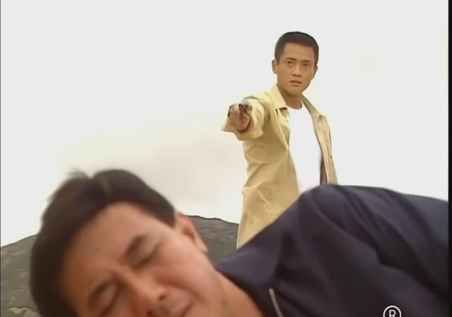 tvb印象深刻角色-《陀枪师姐》鲍国平,深陷黑暗无法