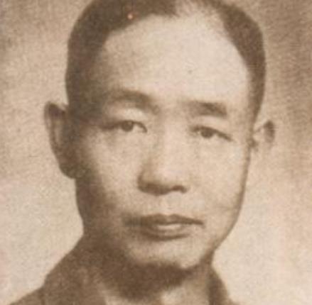 后来李觉看穿了蒋某人的花招,也厌倦于内战,1949年,已经官至国民党第