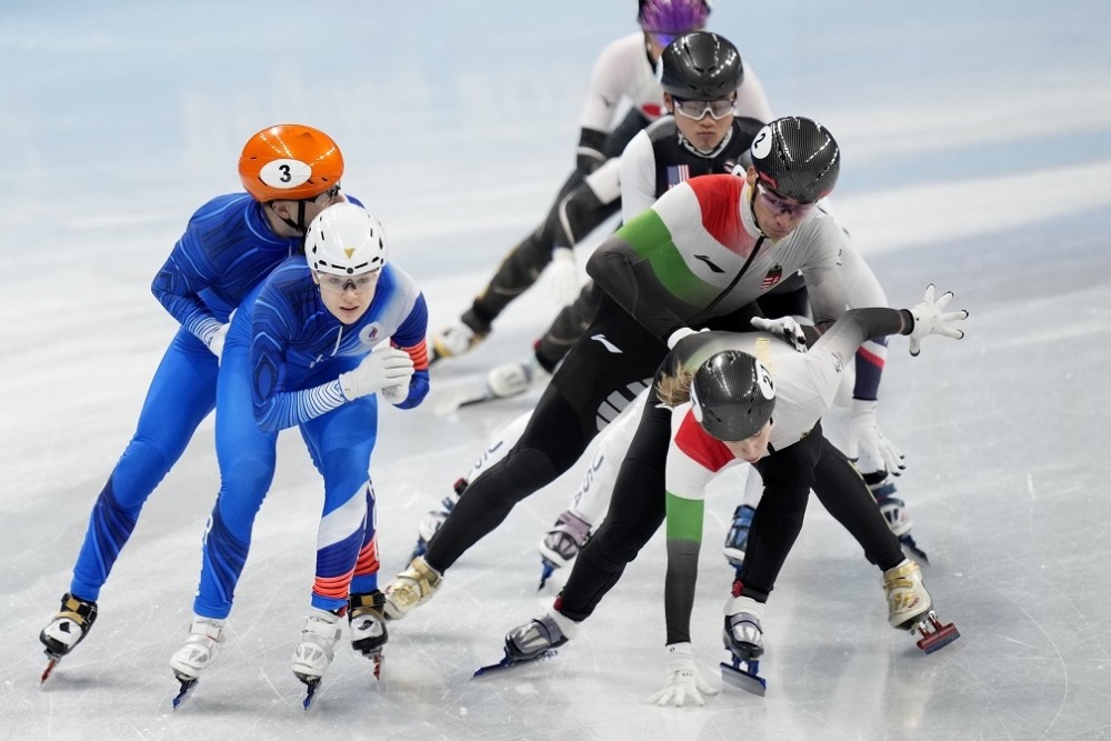 惨遭淘汰韩国短道速滑接力队摔倒无缘晋级混合团体半决赛