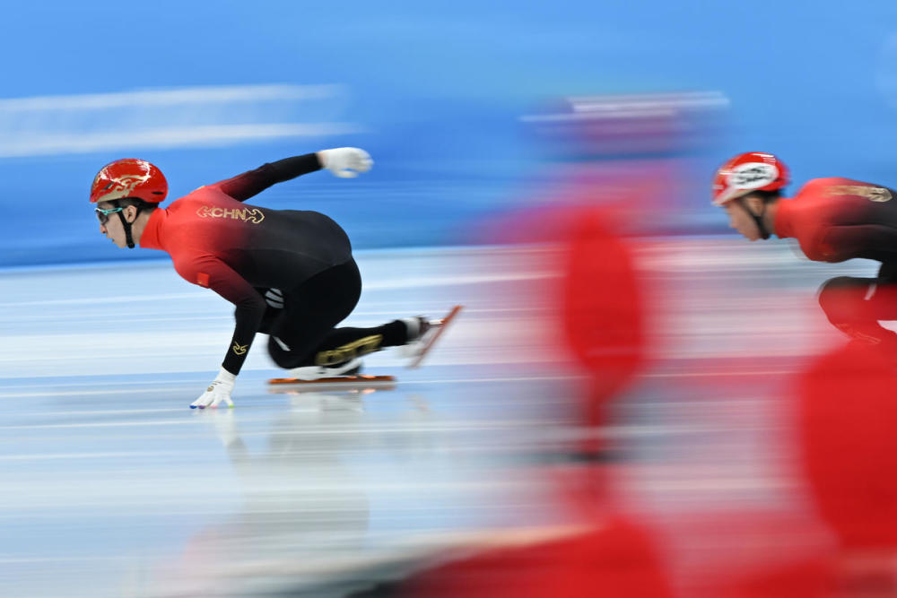 北京冬奥会中国首金出炉短道速滑2000米混合接力赛夺冠