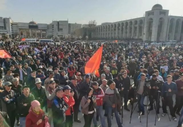 哈萨克斯坦政府HB火博体育表示，如果颜色革命发生，将动用武力镇压