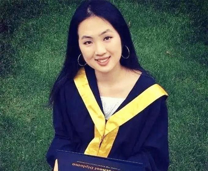 任正非的第二任妻子姚凌曾经是得力秘书比丈夫小了30岁