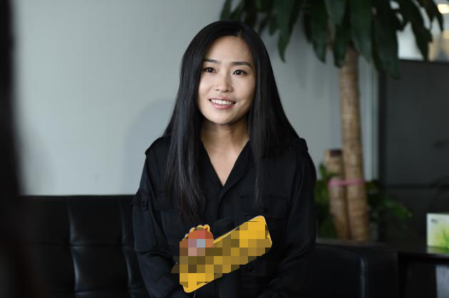 张艺谋大女儿张末曾公开质疑巩俐《狙击手》中再度与父亲合作