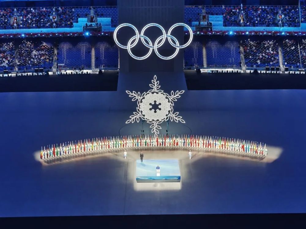 关于2022年冬奥会的画_2022年冬奥会有几个国家_迎2022年冬奥手抄报图