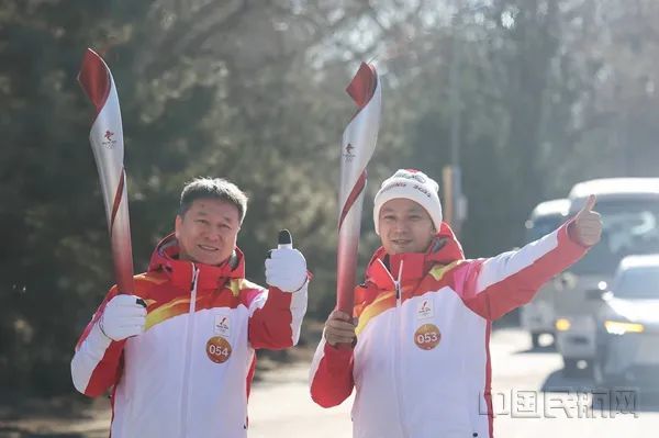 一起向未来走近6位国航冬奥火炬手