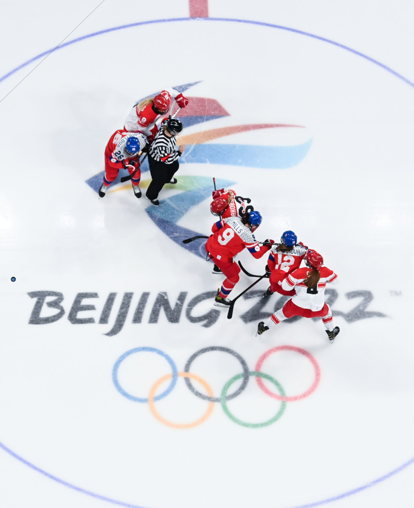 北京冬奥会冰球女子小组赛丹麦队胜捷克队2