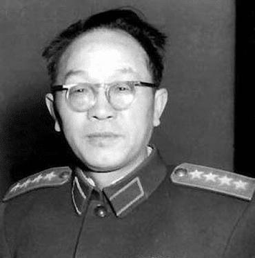 开国少将搭牛车回乡和车夫闲聊一路快到家才发现这是自己父亲