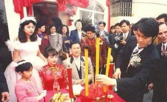 当时杨延晋的妻子洪融在得知此事后立即大闹上影厂,这件事对双方的