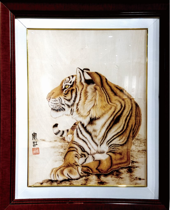 《福寿双全》曾师从山东省工艺美术大师孙希才,学习木板烙画