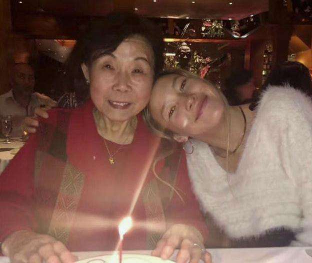谷爱凌爸爸了两岁就离婚的家庭走出那么阳光自信的谷爱凌可见谷妈妈也