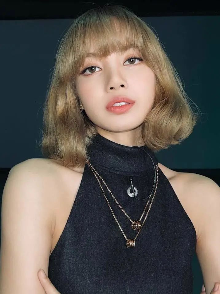 lisa爱短发