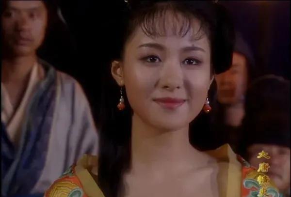 的时候,出演高阳公主的沈傲君时年25岁,这也是她出演的第一部电视剧
