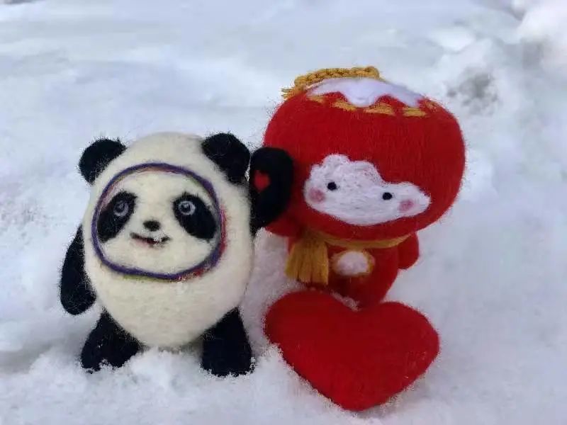 绘画,堆雪人,钩花,羊毛毡人们在用自己的方式致敬冬奥其中包含的不