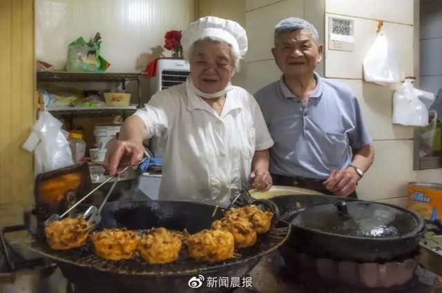 卖油墩子为儿还债的上海阿婆走了生前最后一段日子曝光网友都看哭了