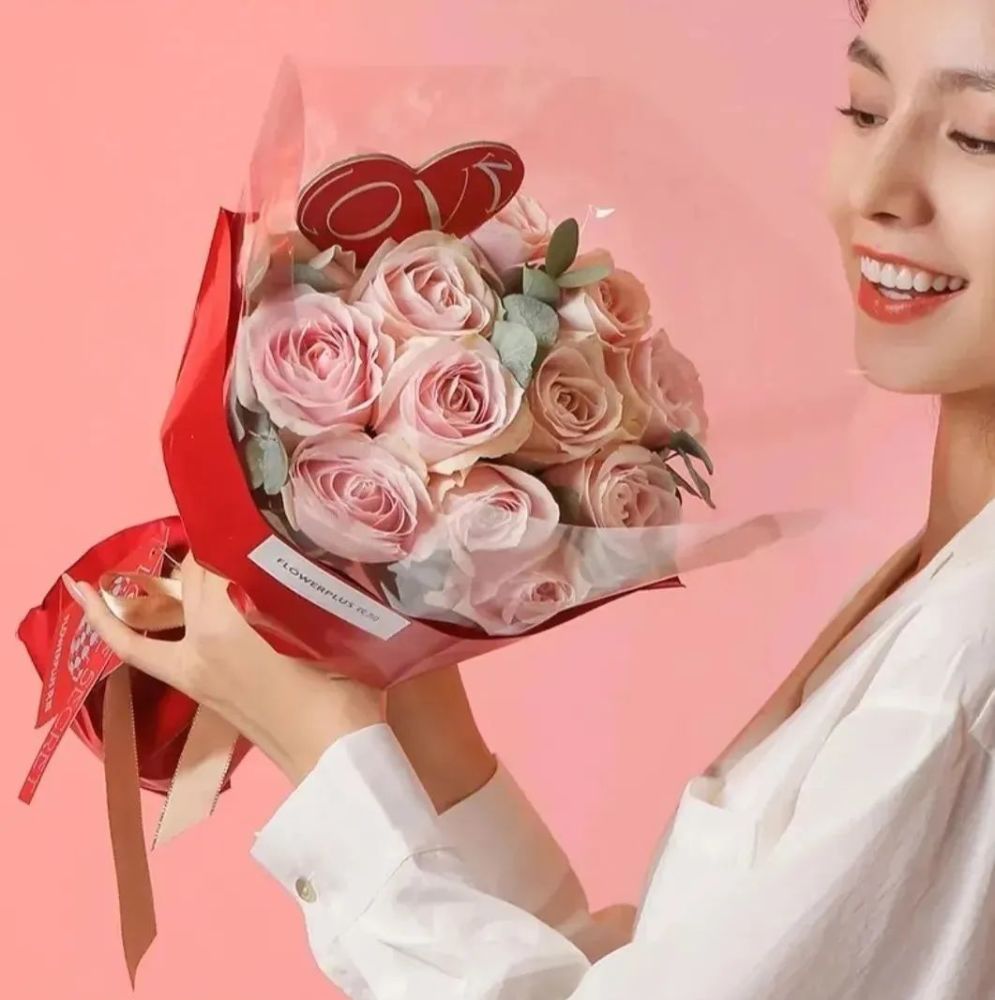 你负责约ta我负责送花情人节别让你的鲜花迟到啦