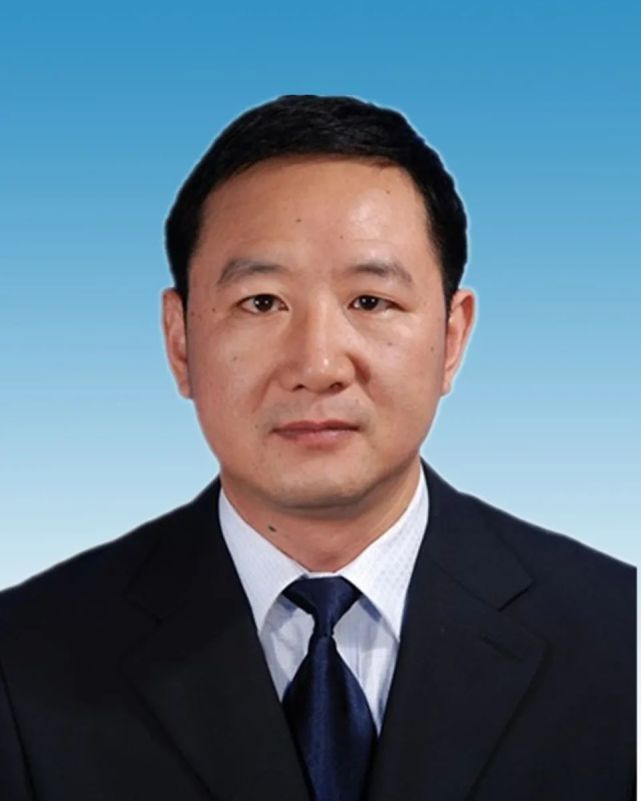 黔西南州选举产生新一届政府领导班子|黄兴文当选州长