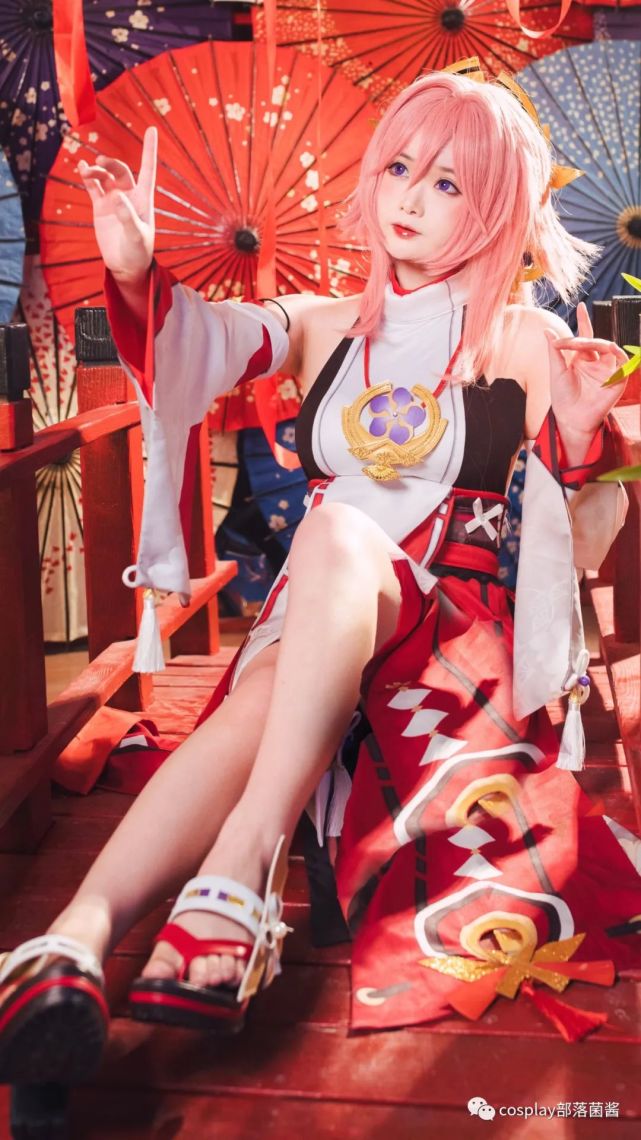 cos原神八重神子狐狸小姐的模样好美
