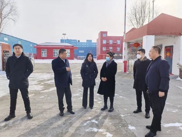 通河县委常委,副县长李昕调研通河县重点农业企业开复工及生产经营