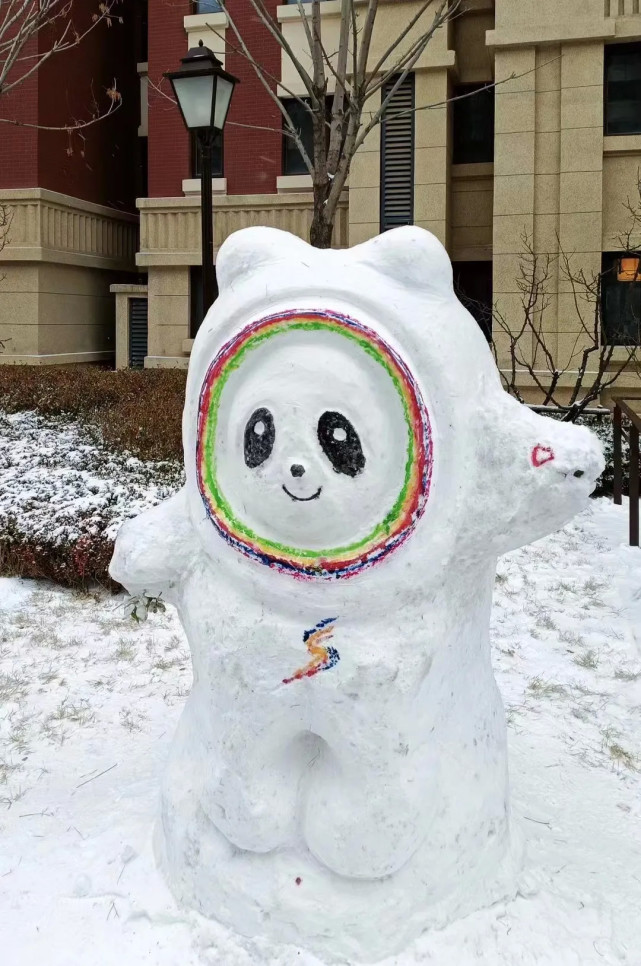 瑞雪兆丰年 天寒荣程暖