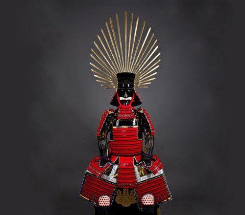 古代日本人到底有多矮看了他们的盔甲你就知道了