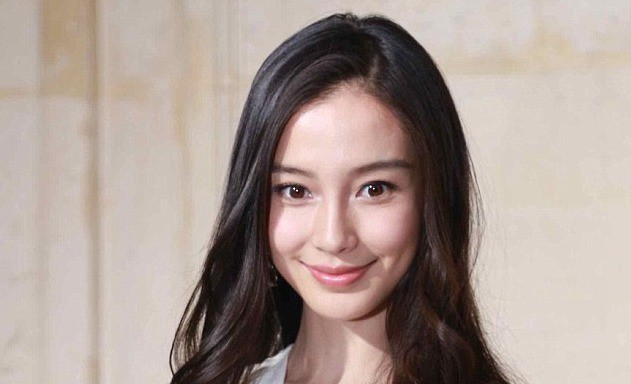 angelababy杨颖当初有多风光,如今就有多尴尬_腾讯新闻