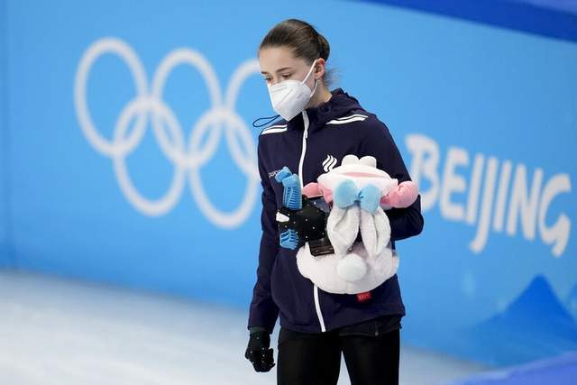 在2014年冬奥瞩目一时的利普尼茨卡娅(yulia lipnitskaya)以年仅15岁