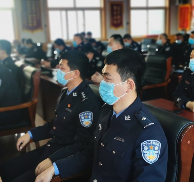 梅河口车站派出所开展人民警察节庆祝活动