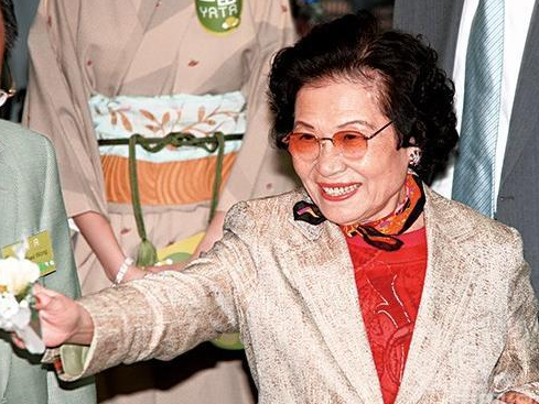 98岁陆雁群去世,香港还有个长寿富太,就是年收租2百亿的邝肖卿