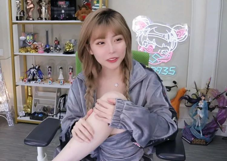 最想被警告的女主播周淑怡钓鱼斗鱼超管以此证明自己