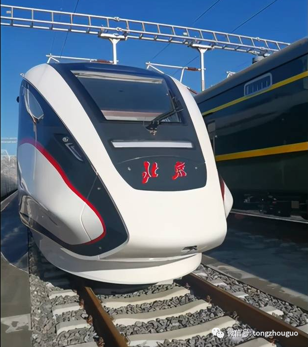 平谷线定义为160km/h智能市域动车组,是北京地铁时速最快的列车!
