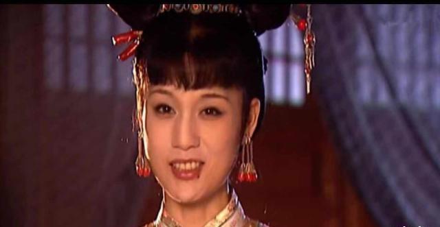 康熙是"女儿奴"?独宠三公主许她穿龙袍下葬,武则天都