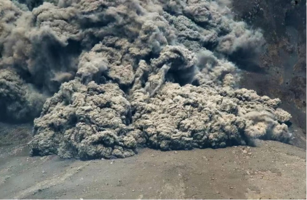 长白山喷发进入倒计时日本教授预测长白山火山10年内或将爆发