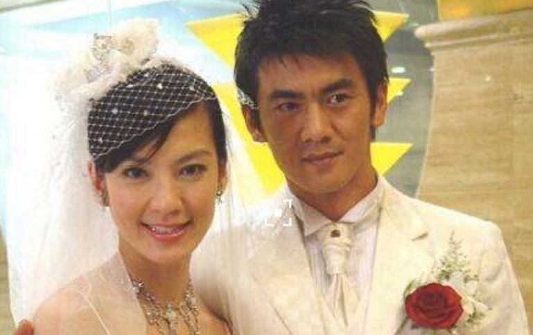 8岁时被母亲抛弃,当过明星的保镖,如今的任天野家庭