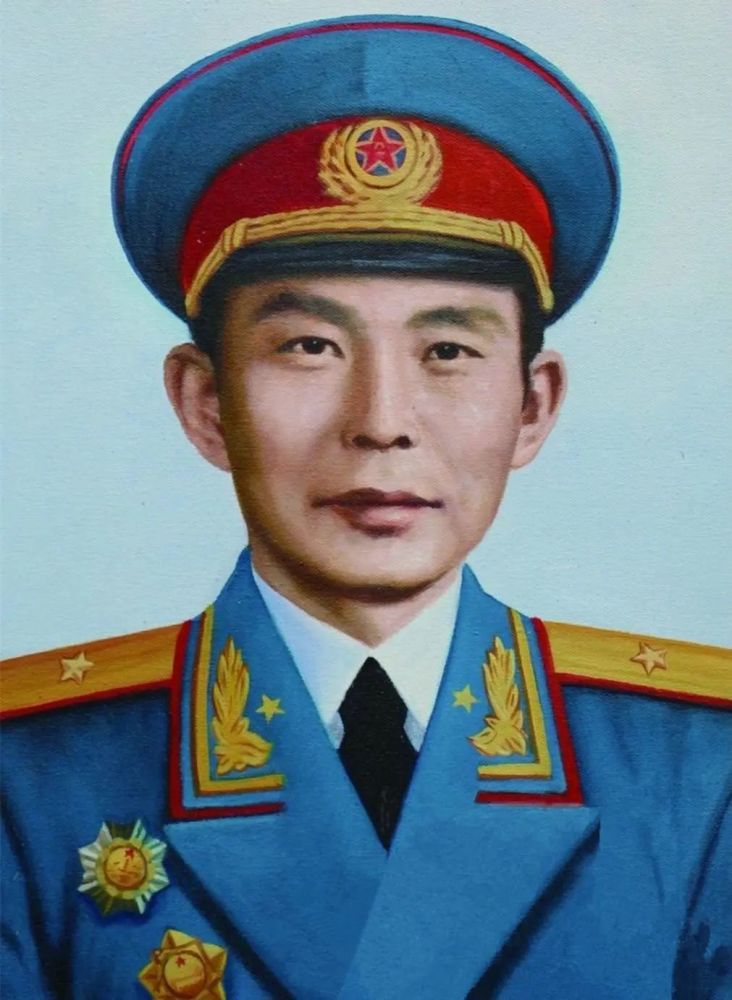 胡炜少将(三)1964年晋升开国少将的胡姓宗亲人数及名录1964年晋升的