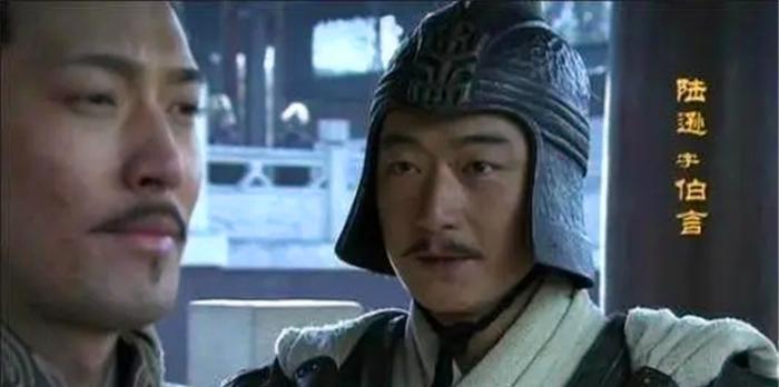 陆逊究竟干了什么孙权后期为什么对待陆逊那么残忍