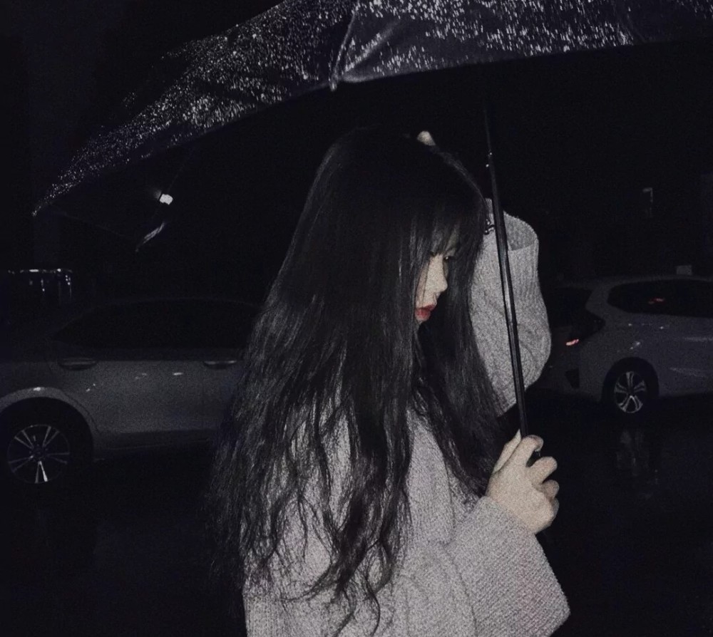 微丧女头爱而不得的时候再爱就不礼貌了
