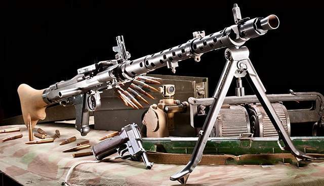 10,mg34通用机枪mg30轻机枪在1936年定型,在二战期间作为德军的主要