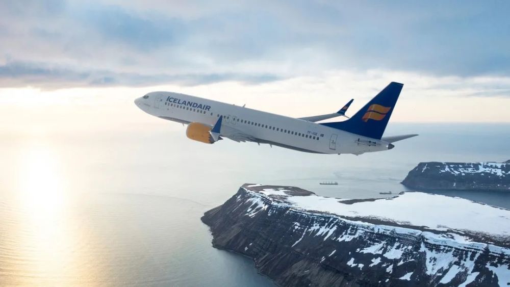 冰岛航空启用新logo和新涂装