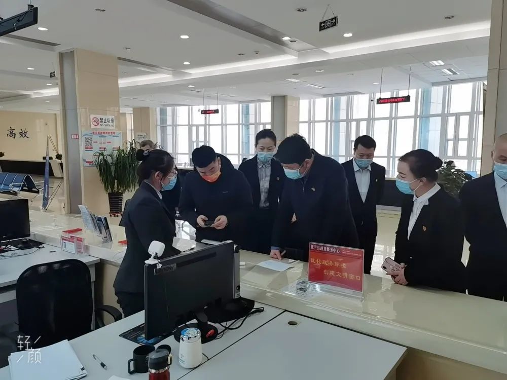 深入基层全面了解丨副县长王彦辉走访调研依兰县营商局工作