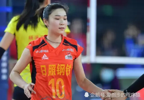 女排训练营自由人篇王梦洁经验丰富王唯漪精神状态好