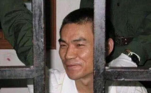 1998年长春黑帮大哥梁旭东被捕扬言我上面有人后续如何
