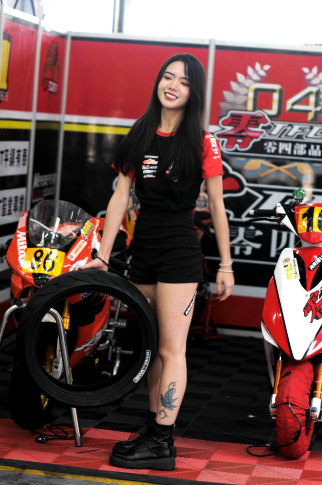 伟业达 GP：Arisun 艾瑞森轮胎 女骑风采-第7张图片-摩托天地 - 摩托之家