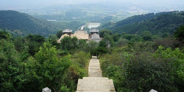 位于山西长治市长子县,上党区以及晋城市高平市三县区交界的羊头山